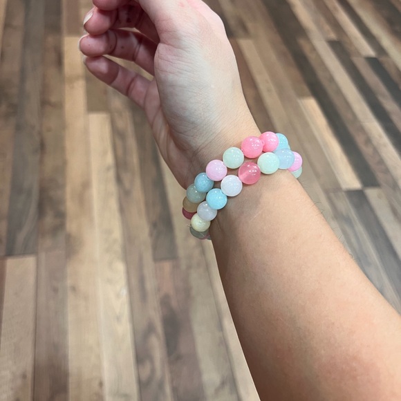 Pastel Beaded Bracelet Set - Picture 5 of 5